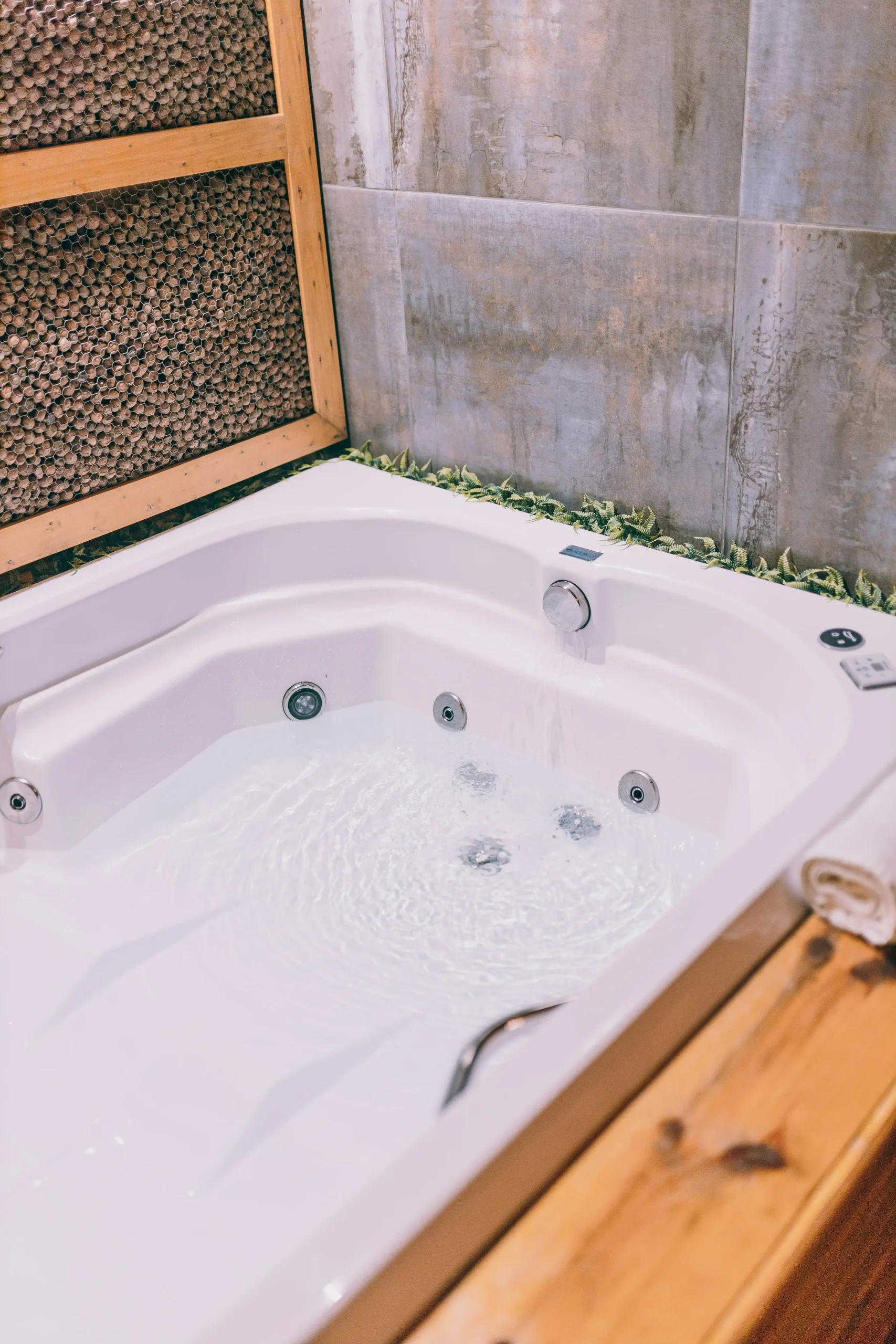Jacuzzi Bath Remodel Los Angeles